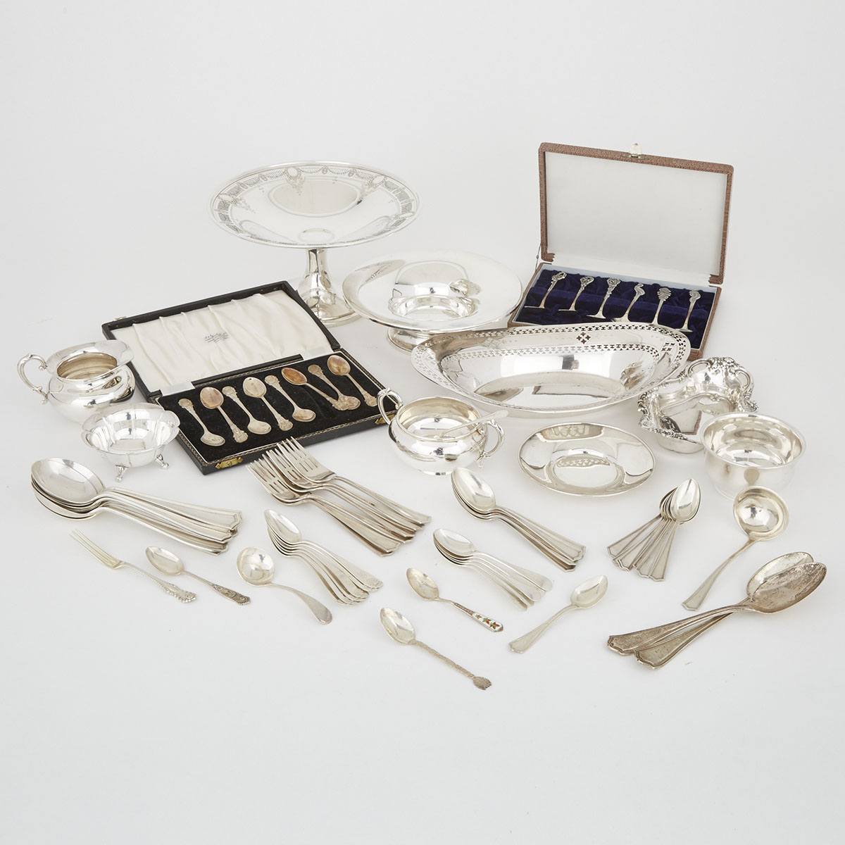 Group of North American, English and Japanese Silver, 20th century