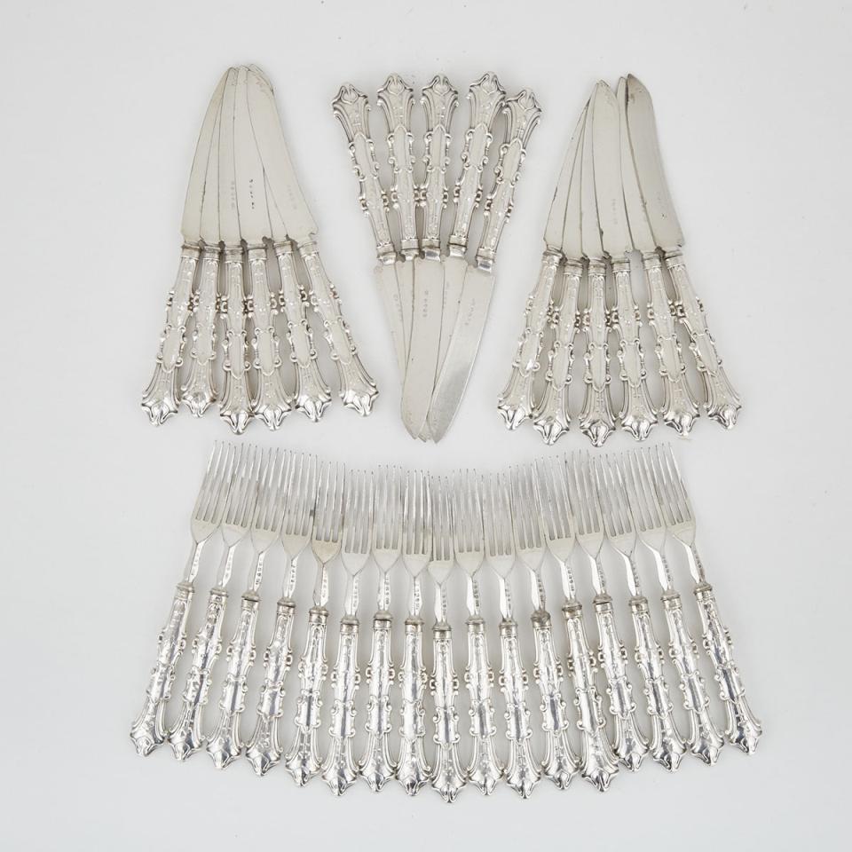 Seventeen Victorian Silver Handled Dessert Knives and Seventeen Forks, Joseph Rodgers & Sons, Sheffield, mid-19th century