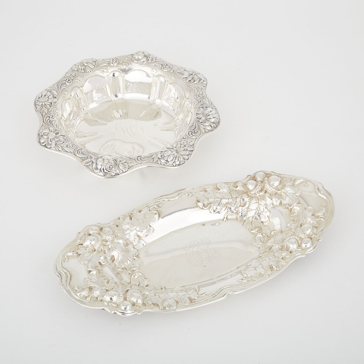 American Silver Berry Bowl and Bread Dish, Gorham Mfg. Co., Providence, R.I., 1903/07