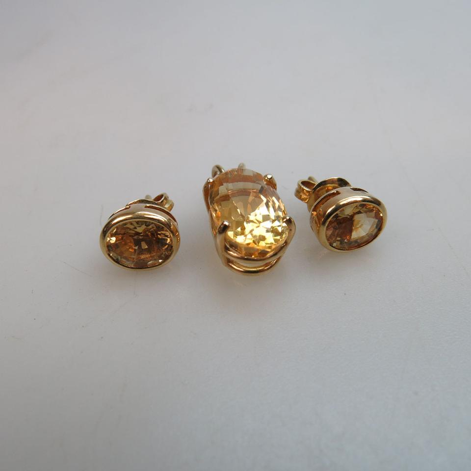 14k Yellow Gold Pendant And Stud Earrings