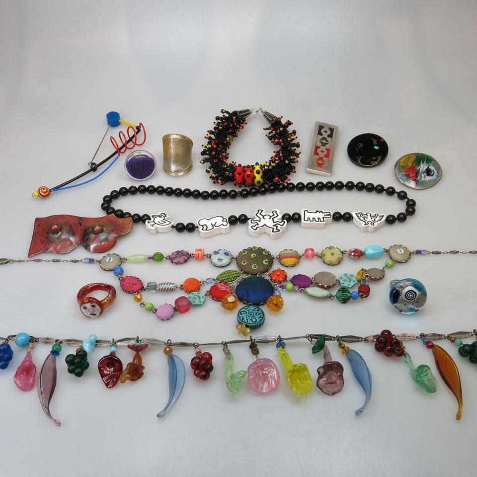 Small Quantity Of Costume And Silver Jewellery