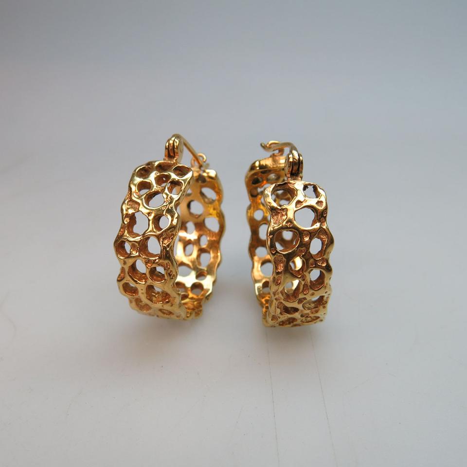 Pair Of 14k Yellow Gold Sculpted Hoop Earrings