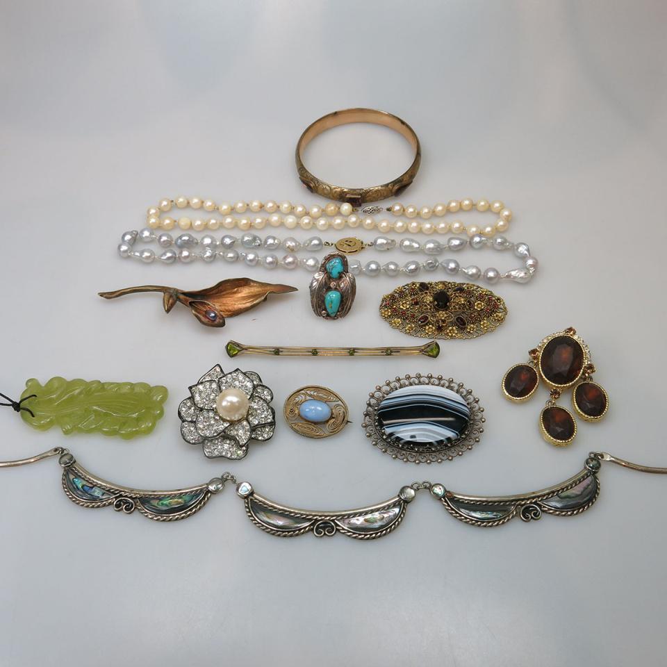 Small Quantity Of Silver Costume And Gold Jewellery