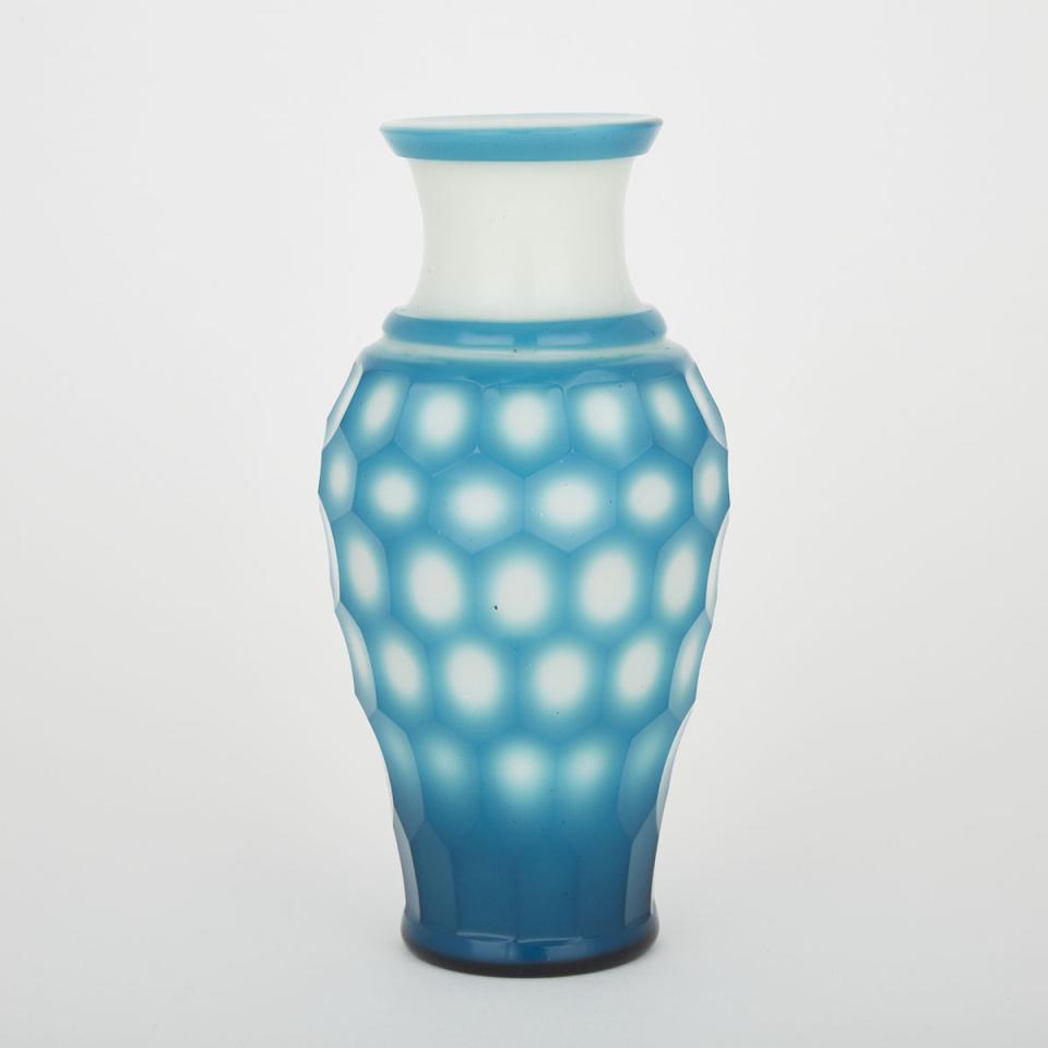 A Tiffany Blue and White Peking Glass Beehive Motif Vase, Guangxu Period, Late 19th Century