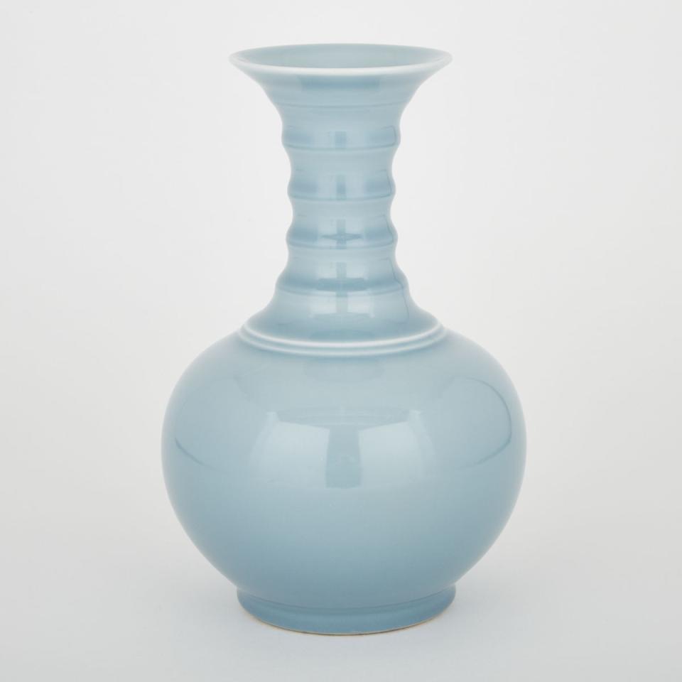 A Celadon Glaze ‘Strings’ Vase, Qianlong Mark