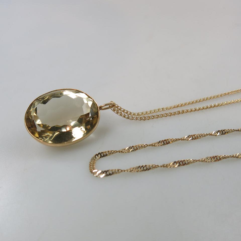 14k Yellow Gold Chain And Pendant 