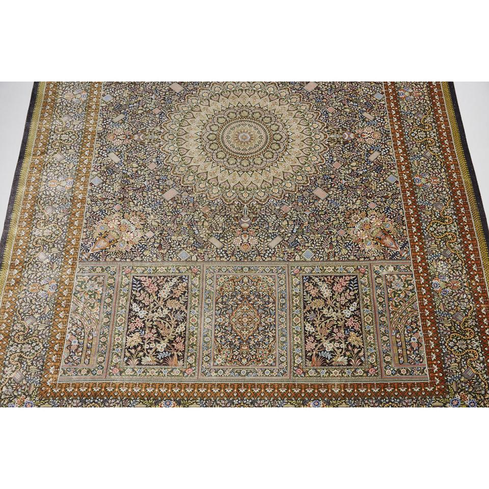 Fine Silk Ispahan Carpet, Persian, late 20th century
