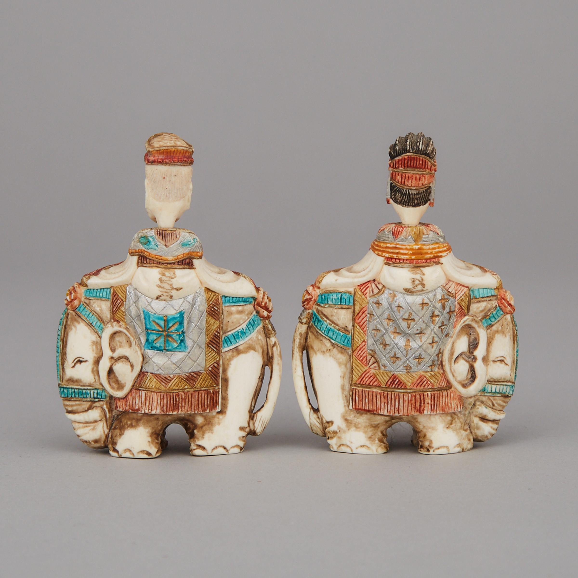A Pair of Ivory Snuff Bottle Figures, 19th Century