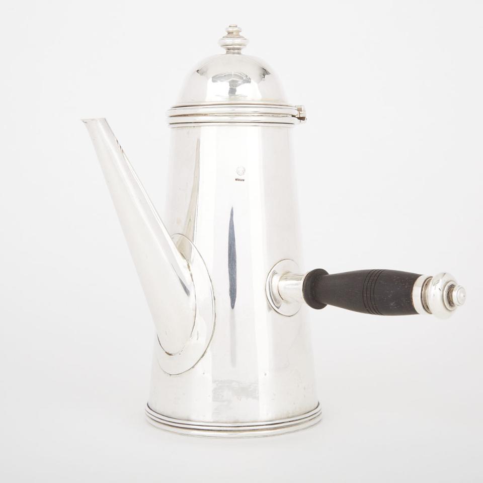 Queen Anne Style Silver Coffee Pot, 20th century 