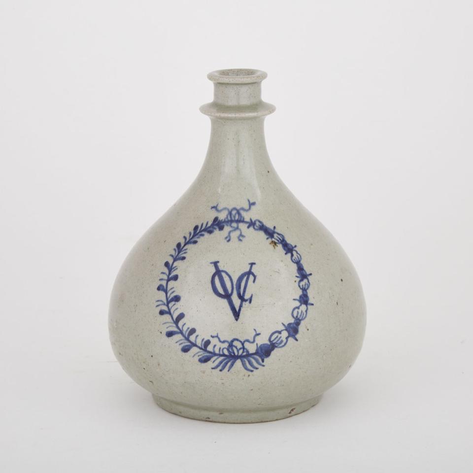 Japanese Arita Dutch East India Company (Vereenigde Oost-Indische Compagnie) Apothecary Bottle, 18th century