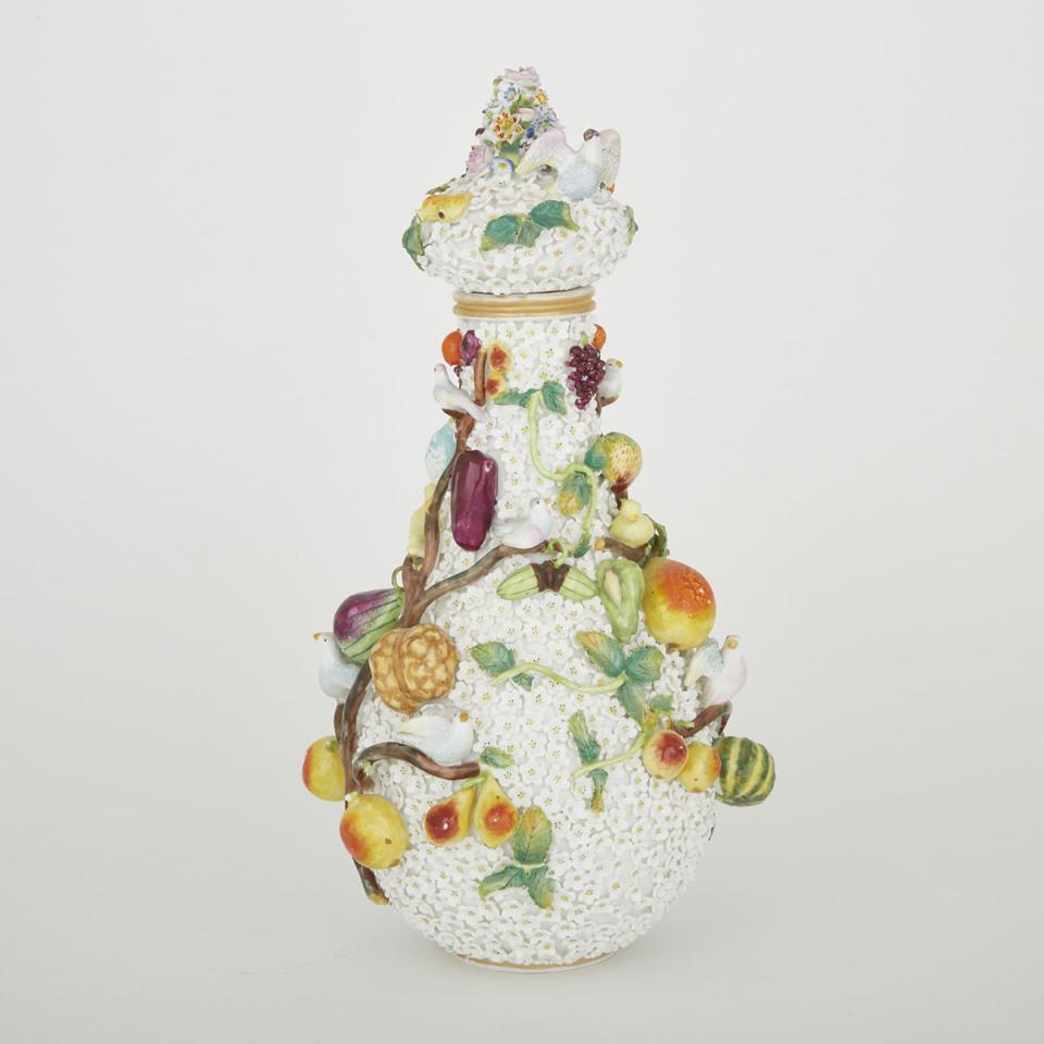 ‘Meissen’ ‘Schneeballen’ Covered Vase, late 19th century