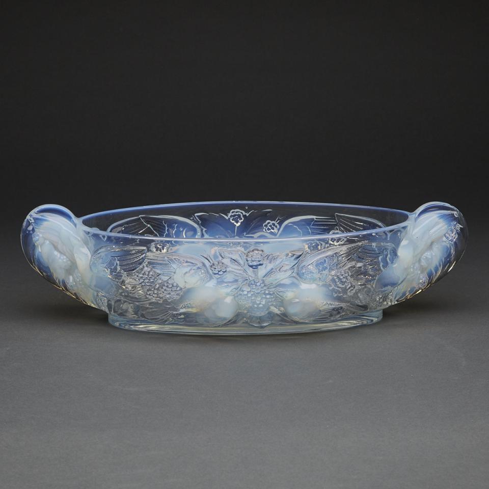 Jobling Moulded Opalescent Glass Two-Handled Oval Bowl, 1930s