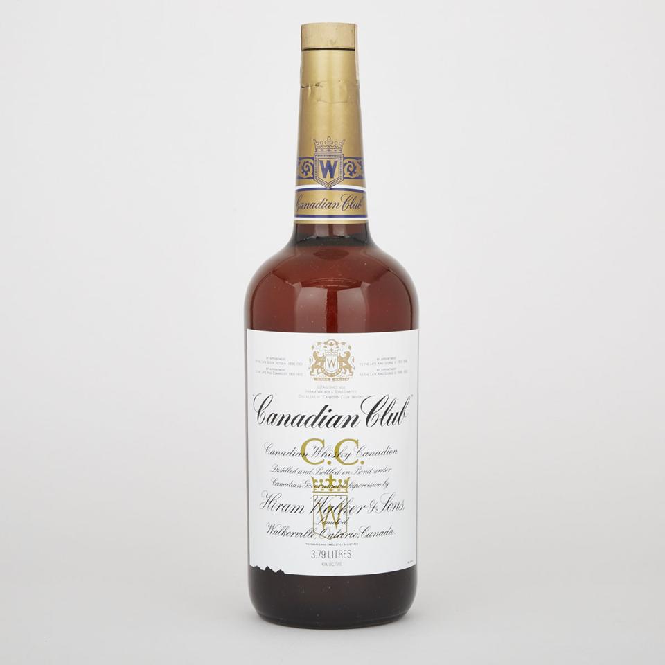 CANADIAN CLUB BLENDED WHISKY  (1 3.79 LITERS)