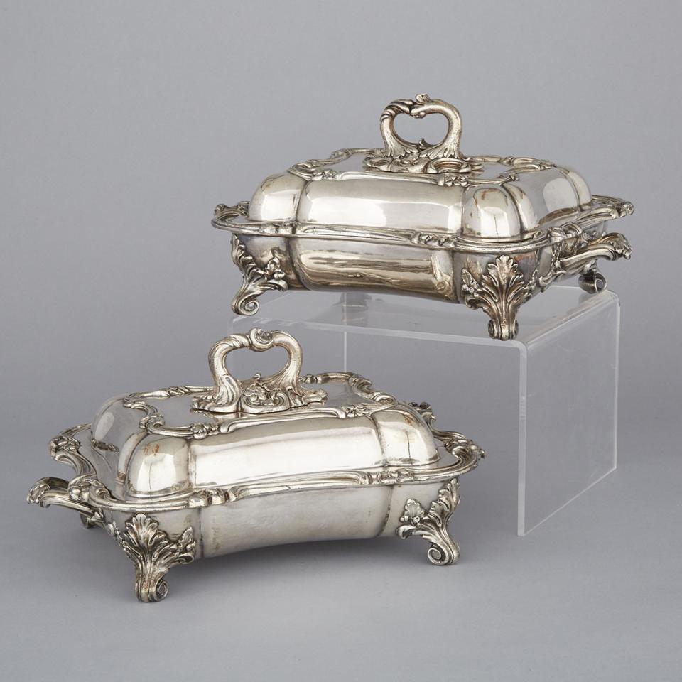 Pair of Old Sheffield Plate Entrée Dishes with Warming Stands, Roberts, Smith & Co., c.1830