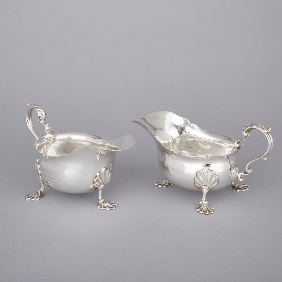 Pair of English Silver Sauce Boats, George Nathan & Ridley Hayes, Birmingham, 1916