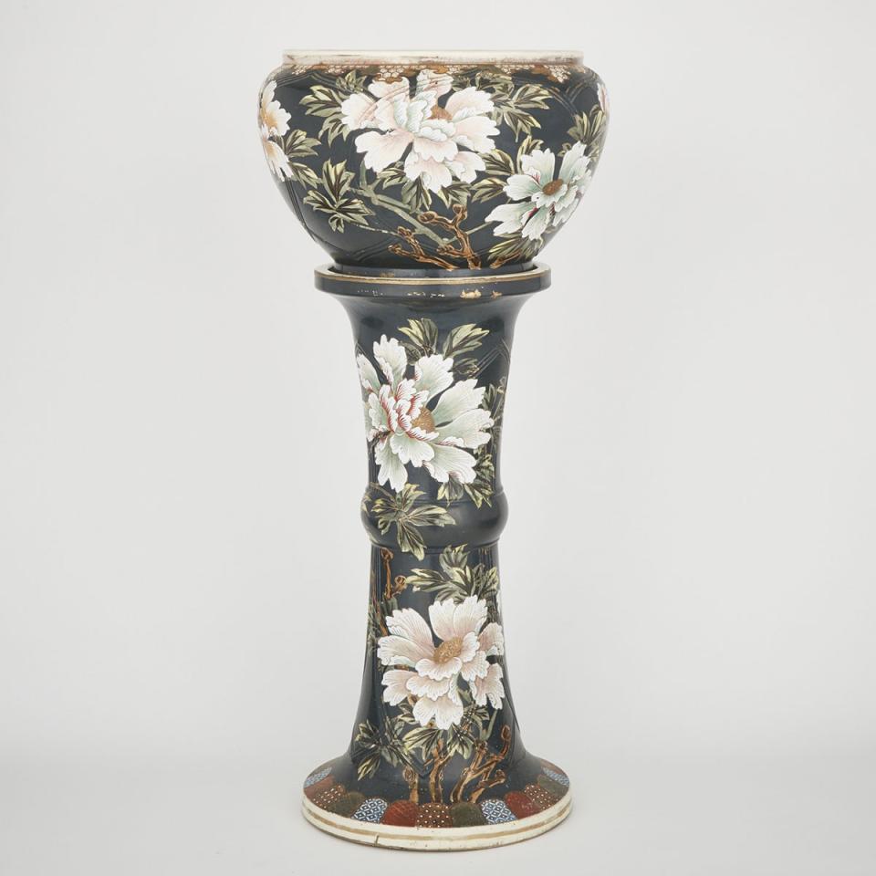 Japanese Enameled and Gilt Earthenware Jardinière and Stand, c.1900