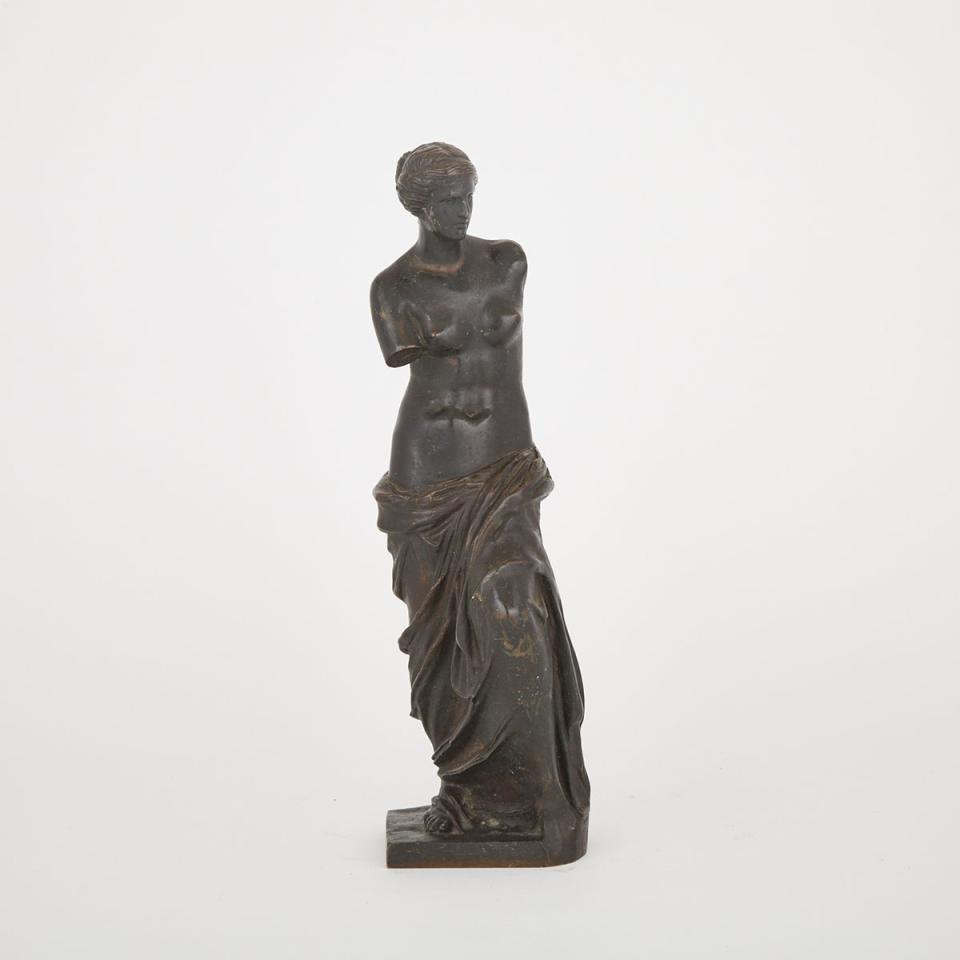 Bronze Model of The Venus de Milo,  signed A. Mahuet, After the Ancient, late 19th century