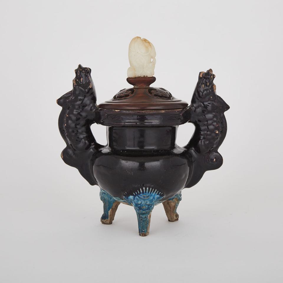 A Fahua Censer with a Jade Inlaid Wooden Cover, Ming Dynasty