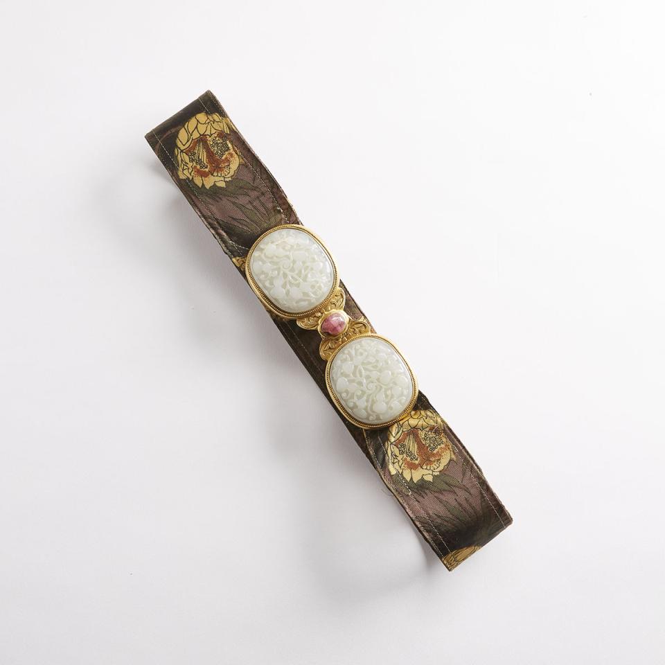 A Pair of Celadon Jade Inlaid Belt Buckles, 18th/19th Century