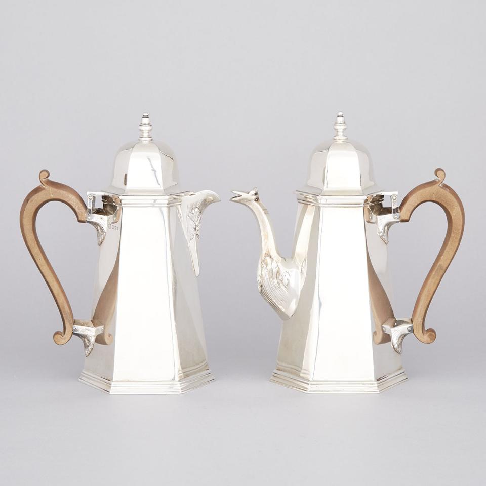 Pair of English Silver Coffee Pots, D. & J. Wellby, London, 1923