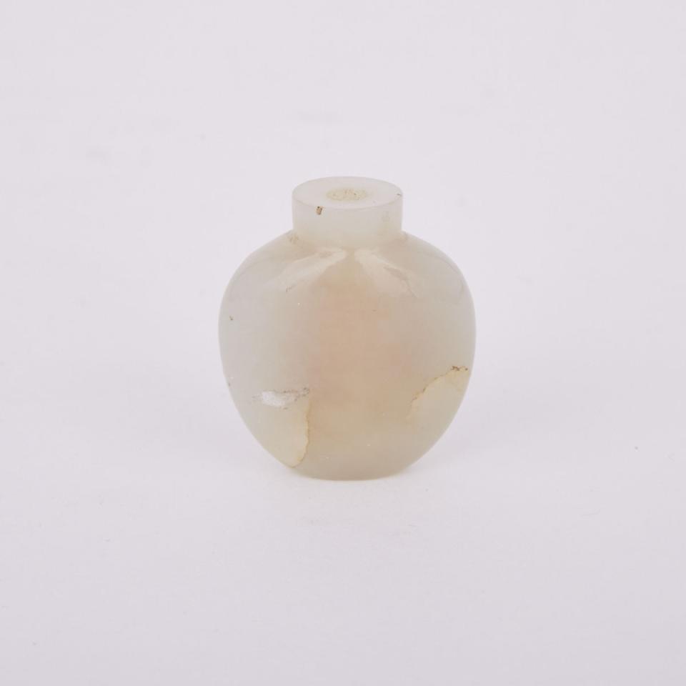 An Unusual Miniature White Jade Snuff Bottle, Late Qing Dynasty