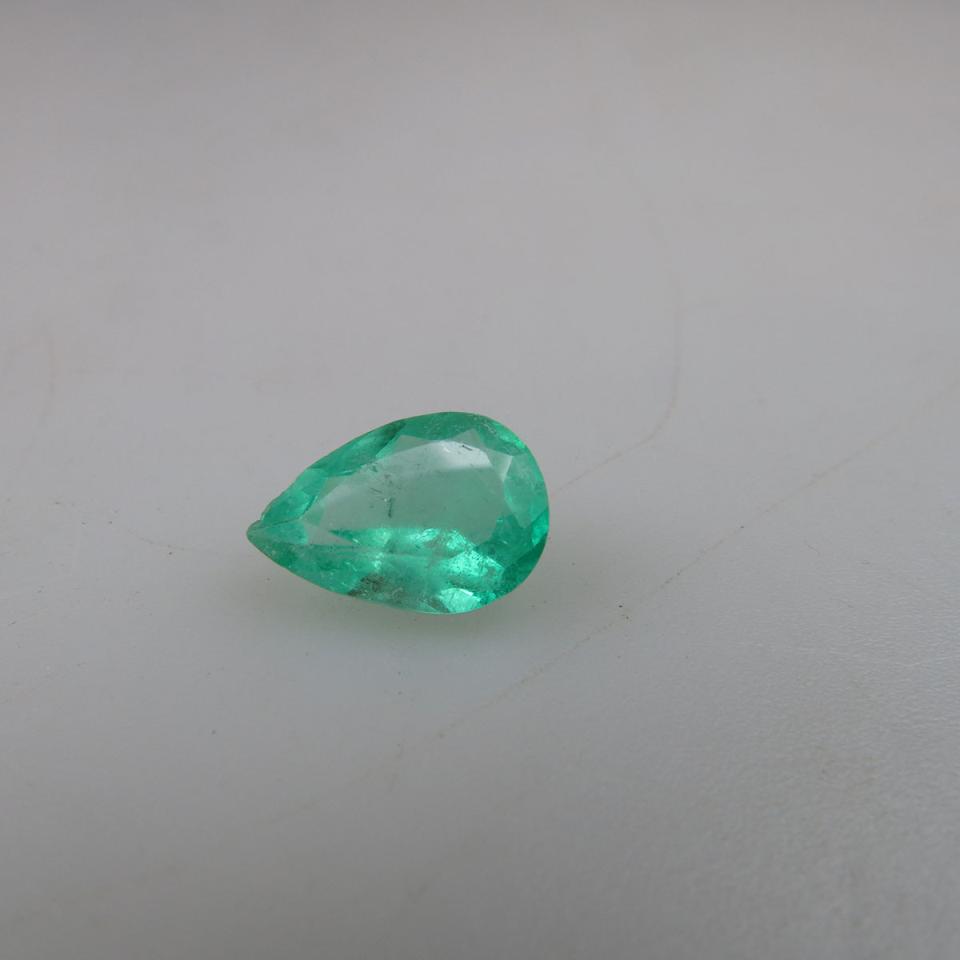 Pear cut emerald (2.33ct.)