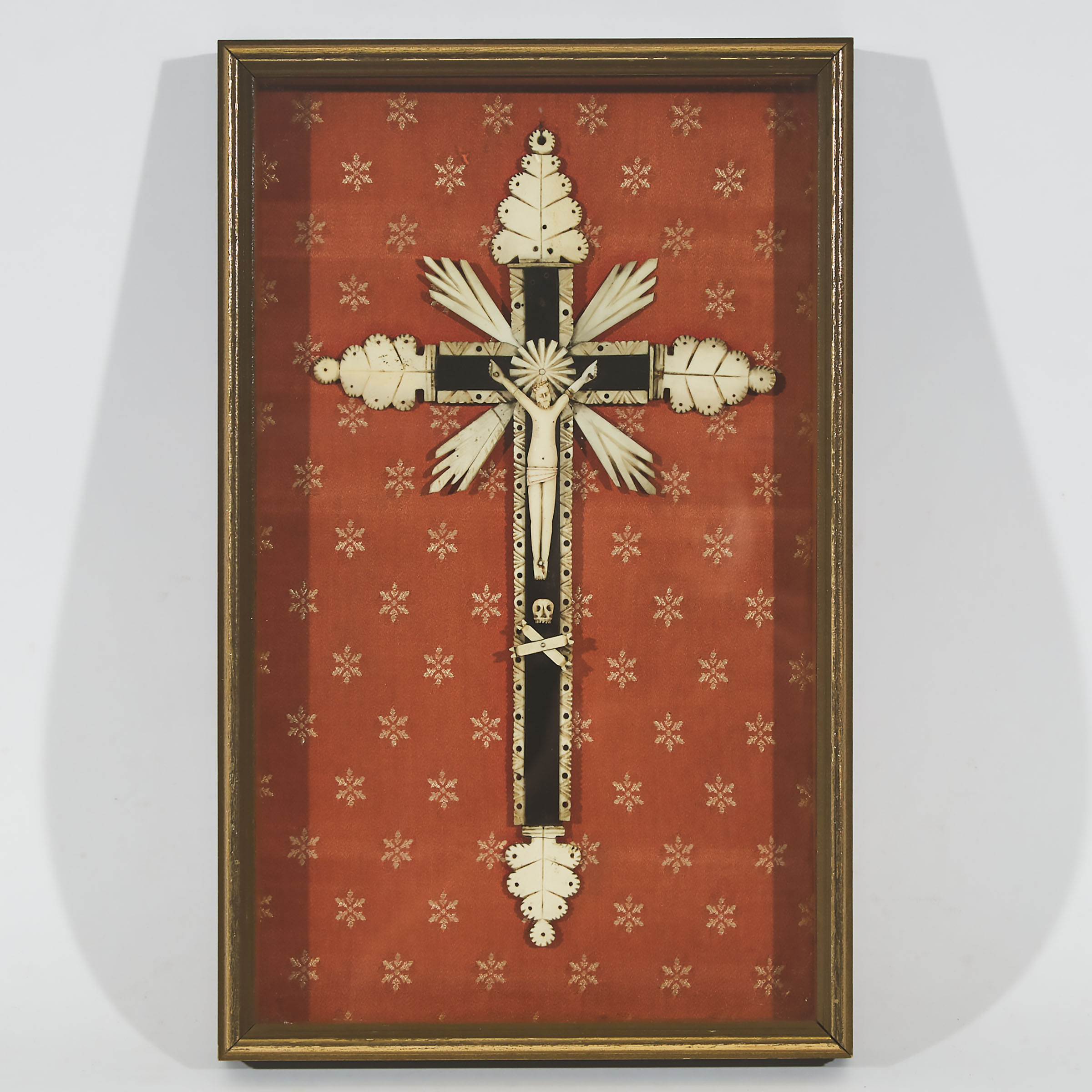 Napoleonic 'Prisoner of War' Bone Mounted Ebony Crucifix, early 19th century