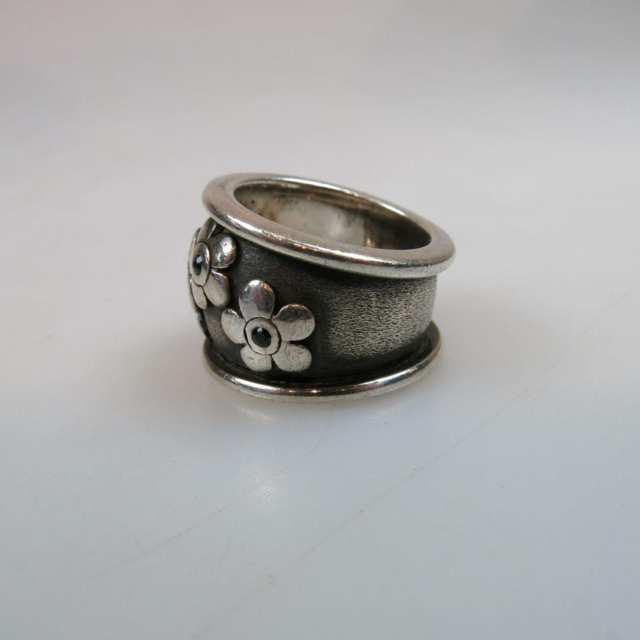 Switch Sterling Silver Ring