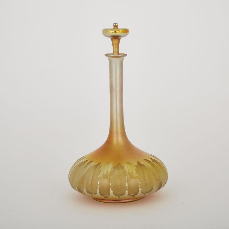 Tiffany ‘Favrile’ Wheel-Etched Gold Iridescent Glass Decanter, early 20th century