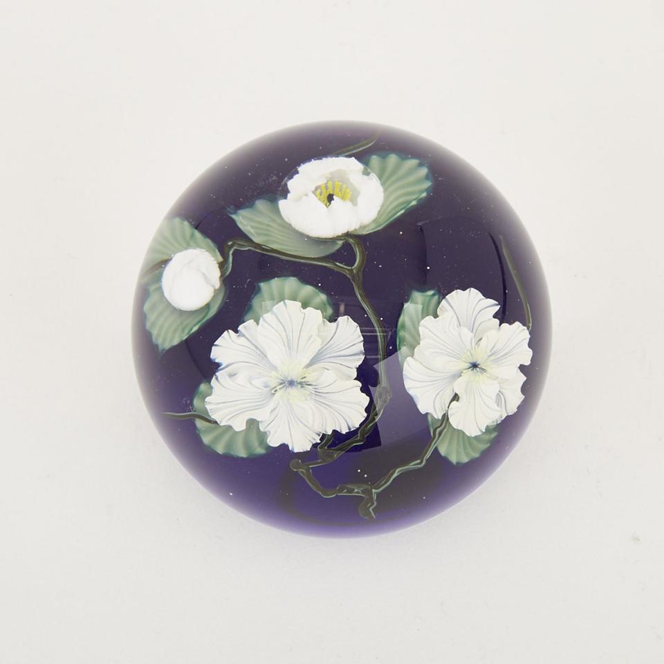 Daniel Salazar for Lundberg Studios, ‘Apple Blossom’ Glass Paperweight, 1984 