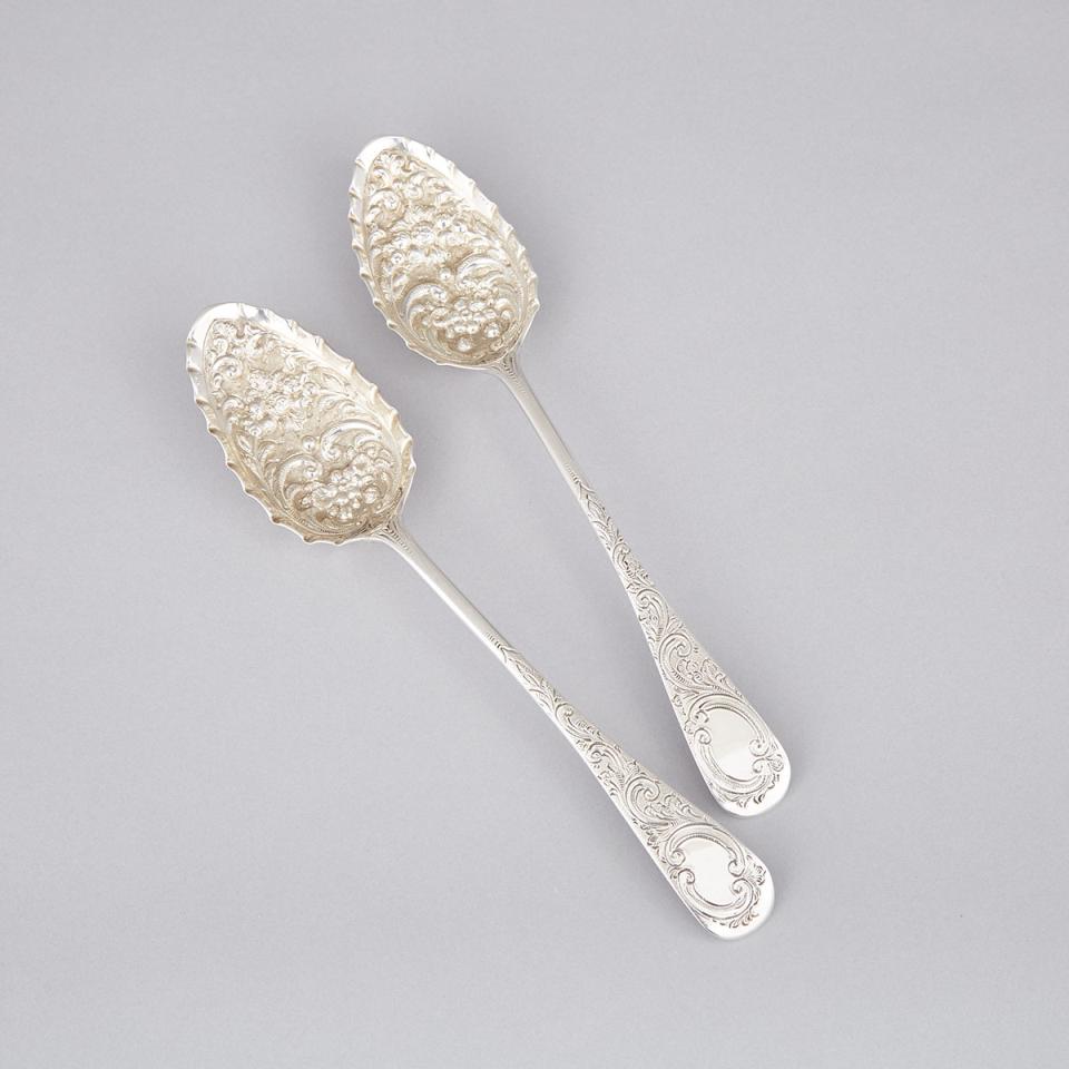 Pair of George III Silver Berry Spoons, William Eley & William Fearn, London, 1799