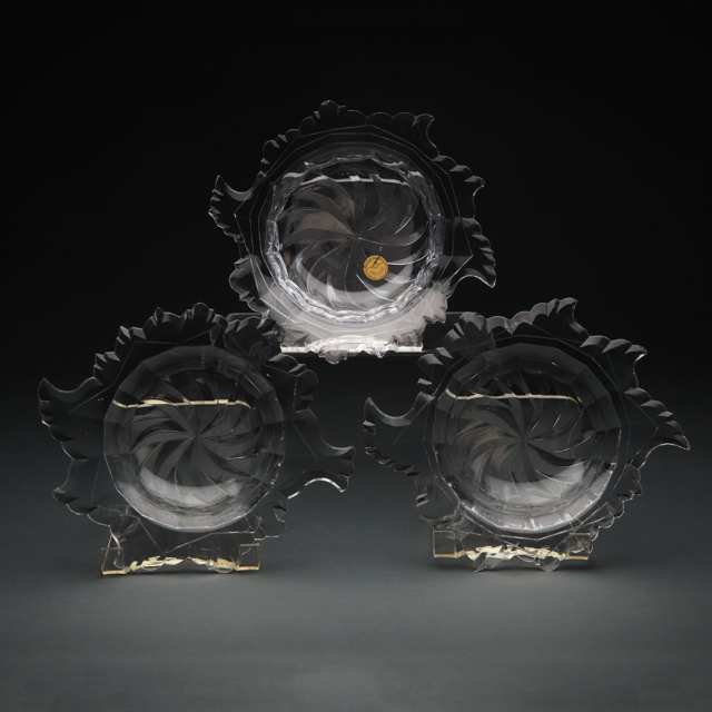 Three Anglo-Irish Cut Glass Dishes, early 19th century 