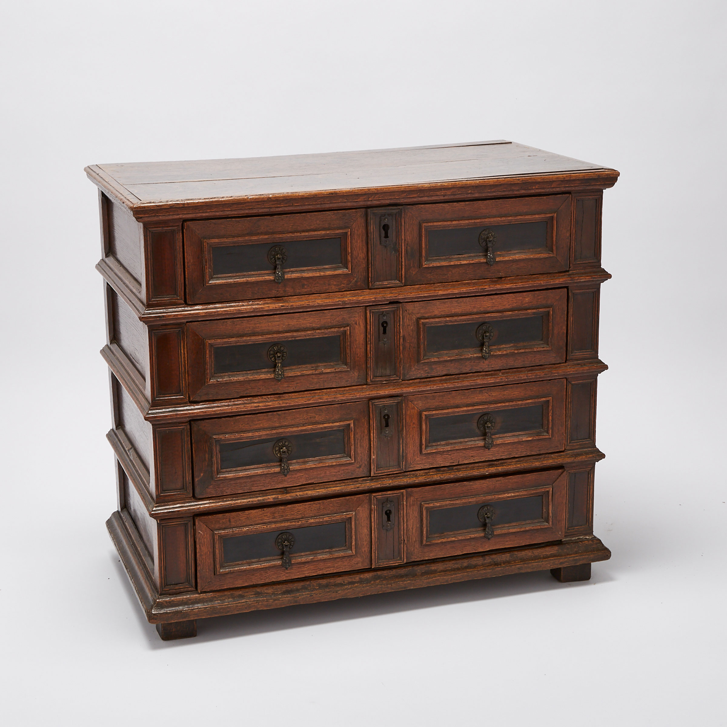 William and Mary Parcel Ebonized Oak Chest of Drawers, early 18th century