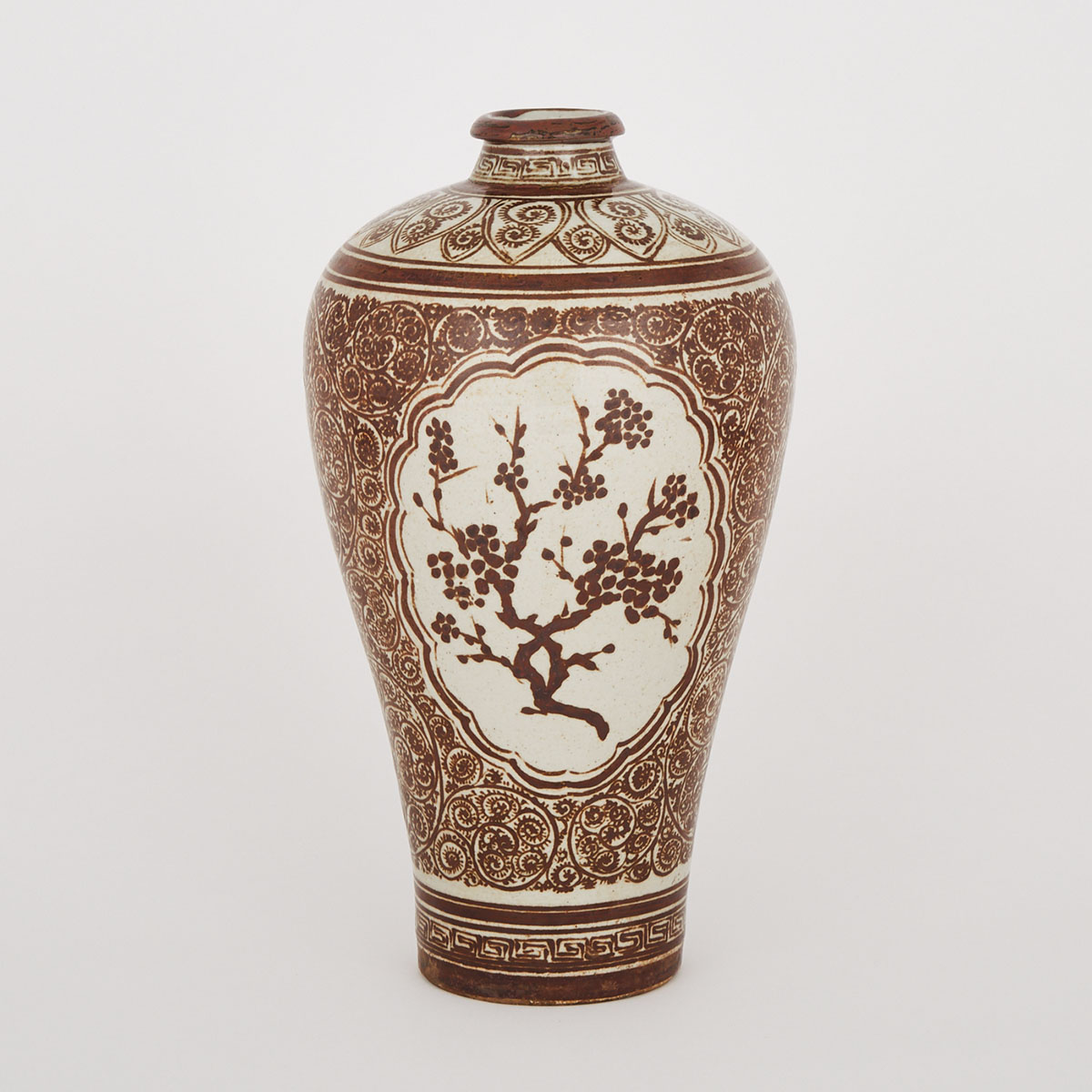 A Cizhou Style Iron Glazed Meiping  Vase