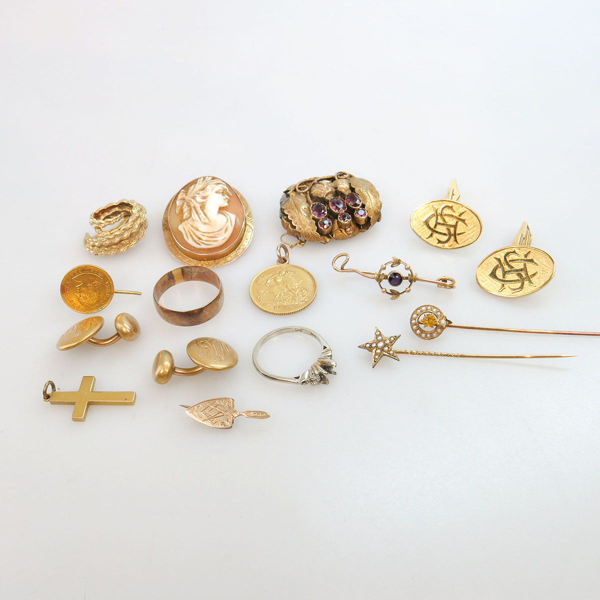 Small Quantity Of Various Gold Jewellery
