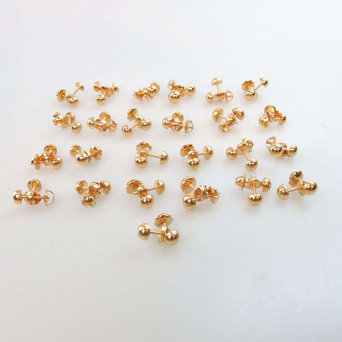 25 Pairs Of 18k Yellow Gold Stud Earrings