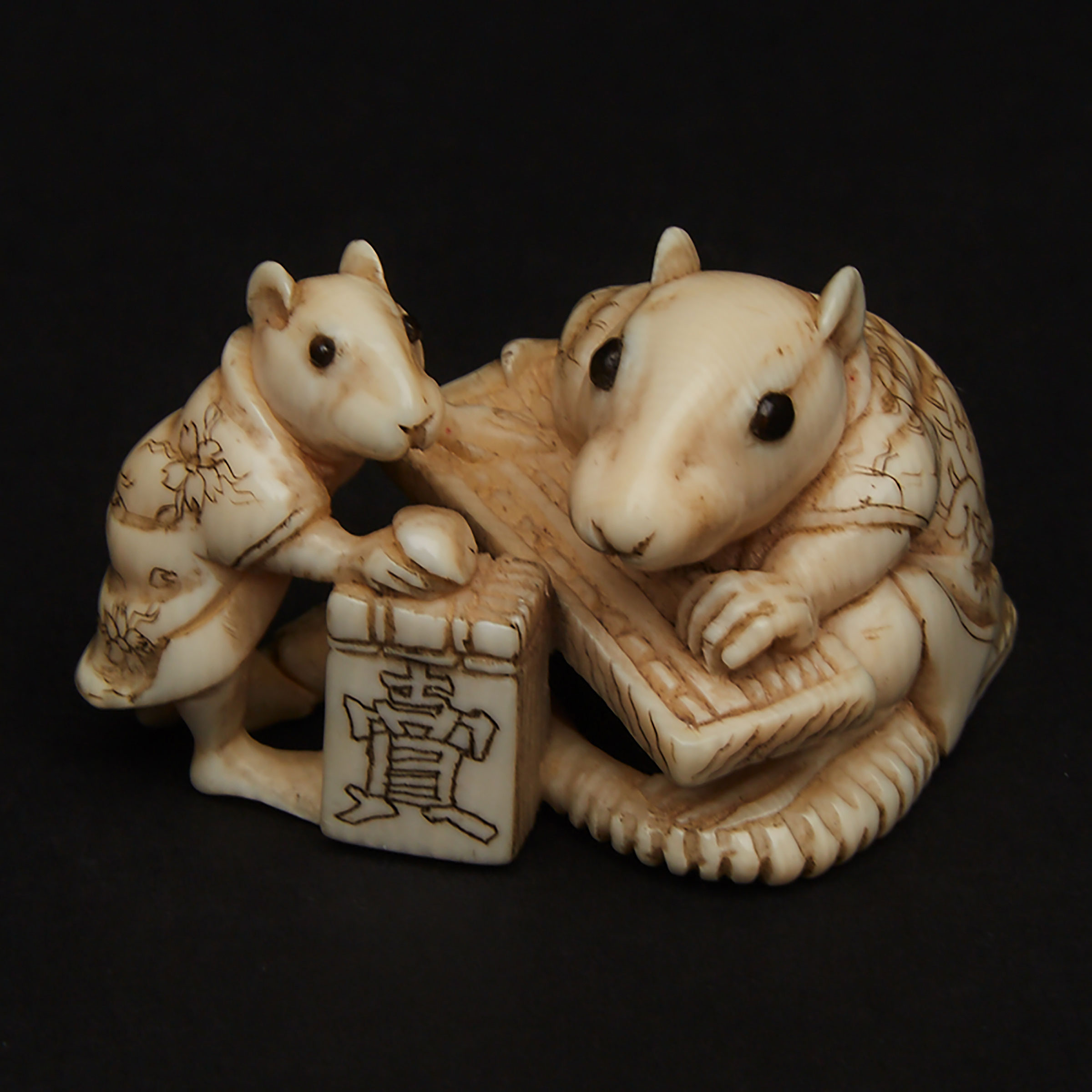 An Ivory Netsuke of Two Rats, Meiji Period