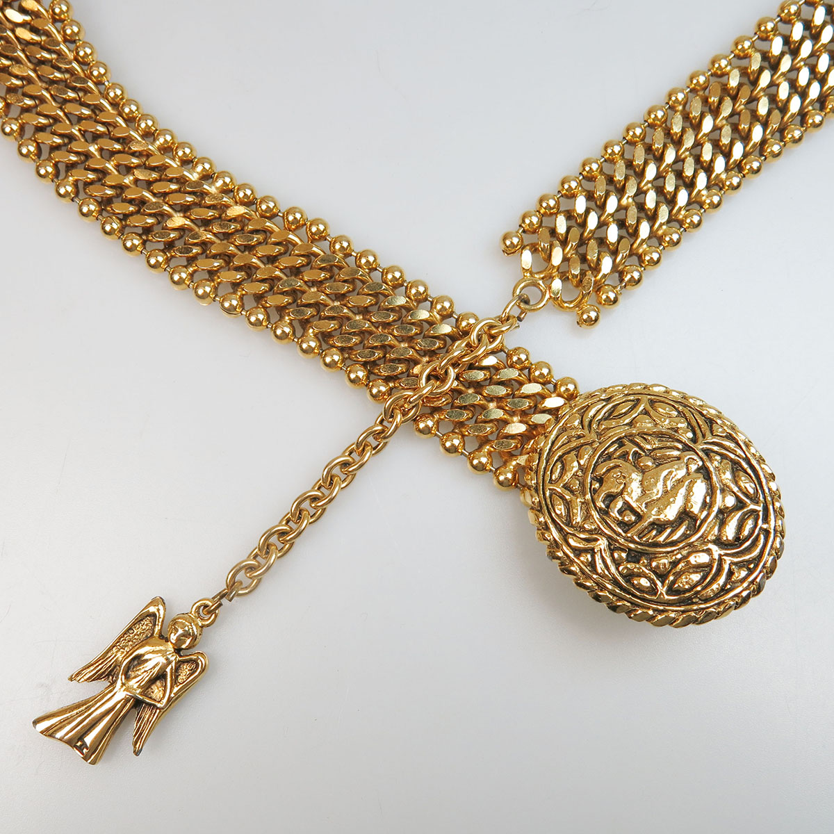 Chanel Gold Tone Metal Link Belt