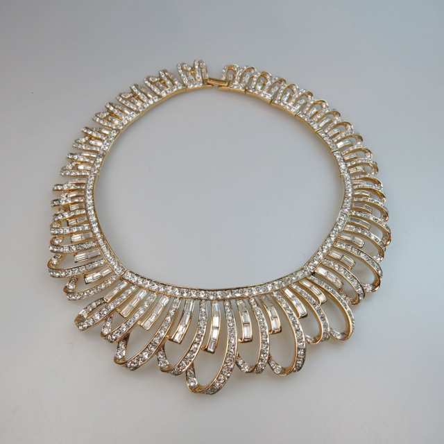 Nina Ricci Gold-Tone Metal Collar Necklace