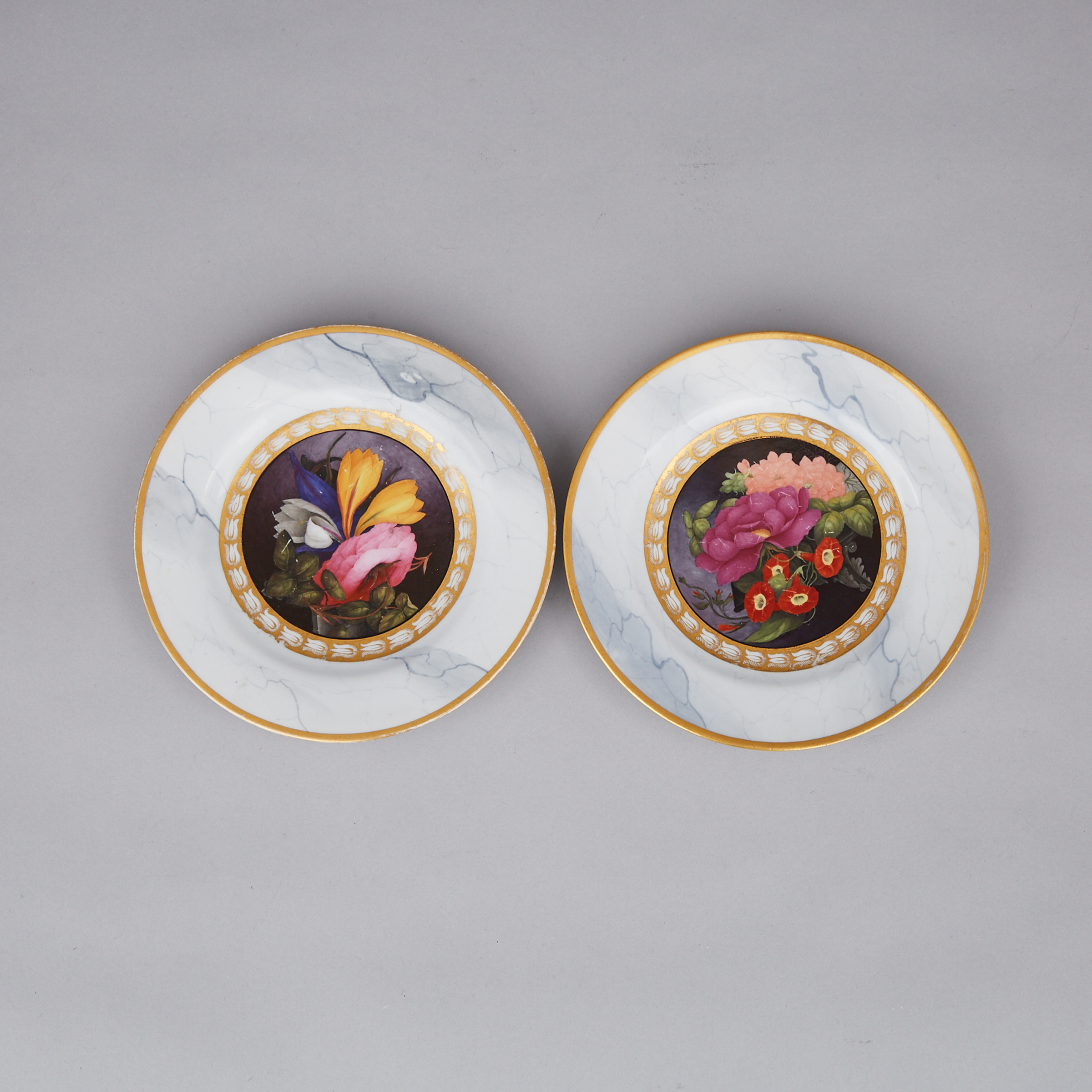 Pair of Barr, Flight & Barr Worcester Grey Marbled Ground Plates with Floral Panels, c.1810