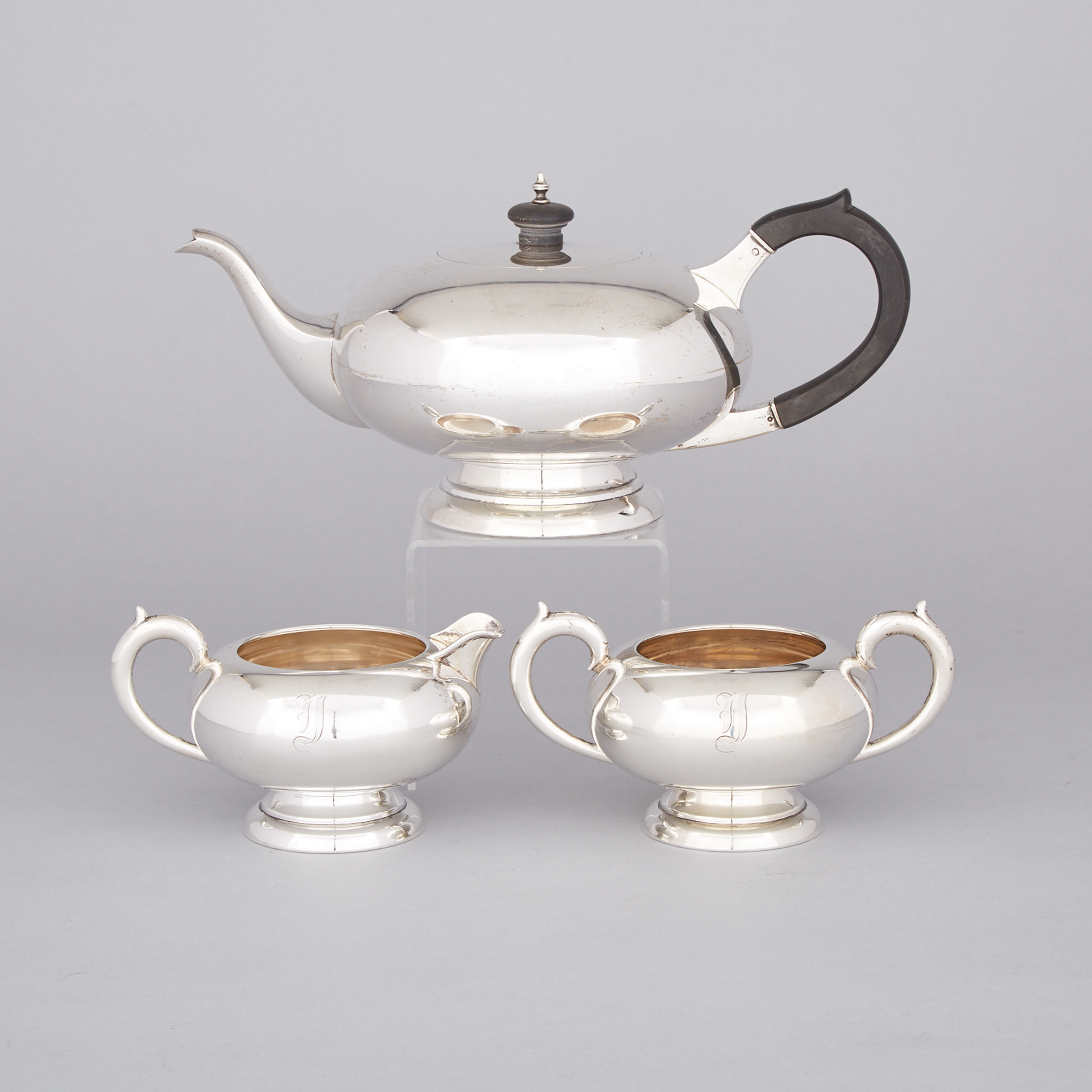 Canadian Silver Tea Service, Roden Brothers, Toronto, Ont., early 20th century