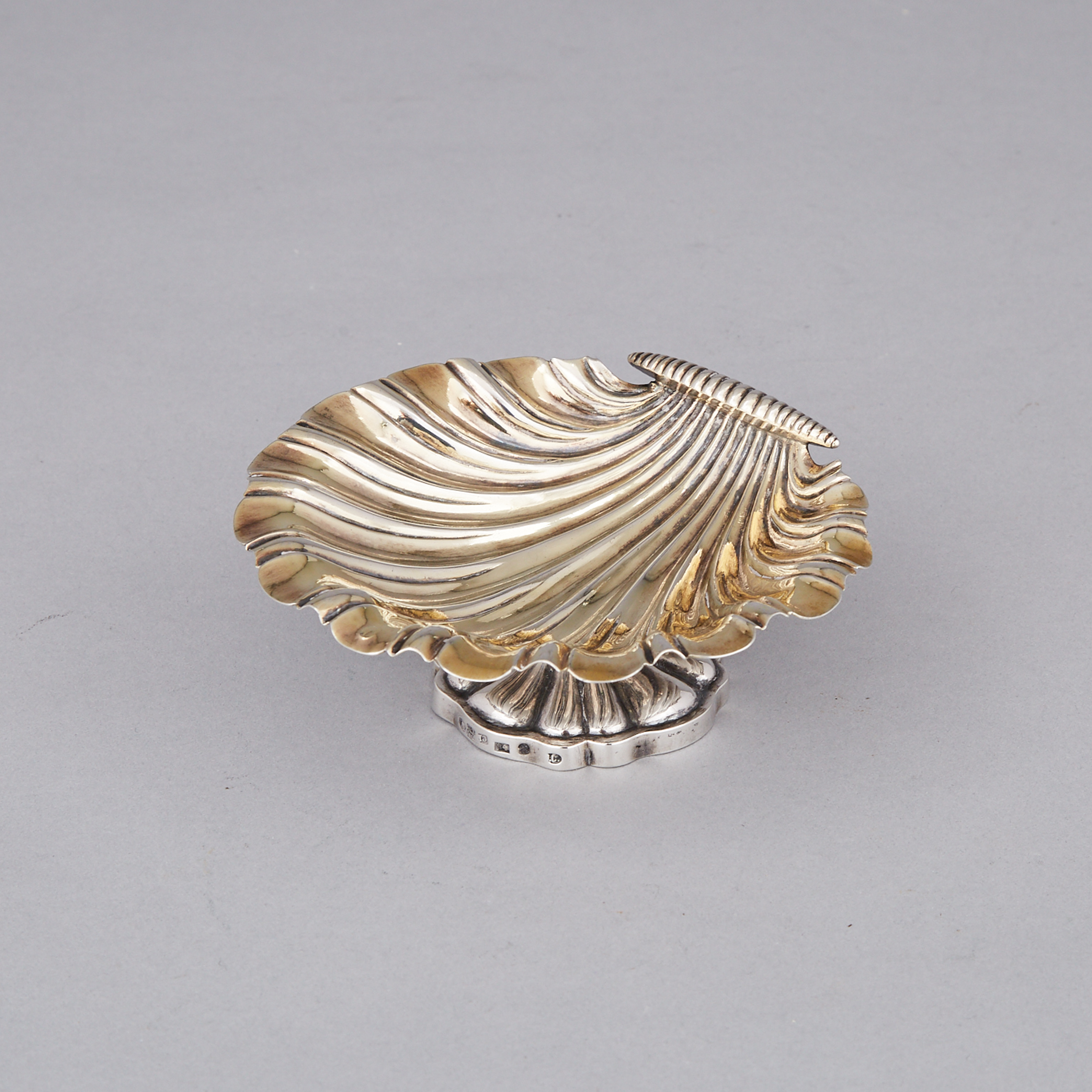 Russian Silver Parcel-Gilt Pedestal Footed Shell Dish, St. Petersburg, 1841