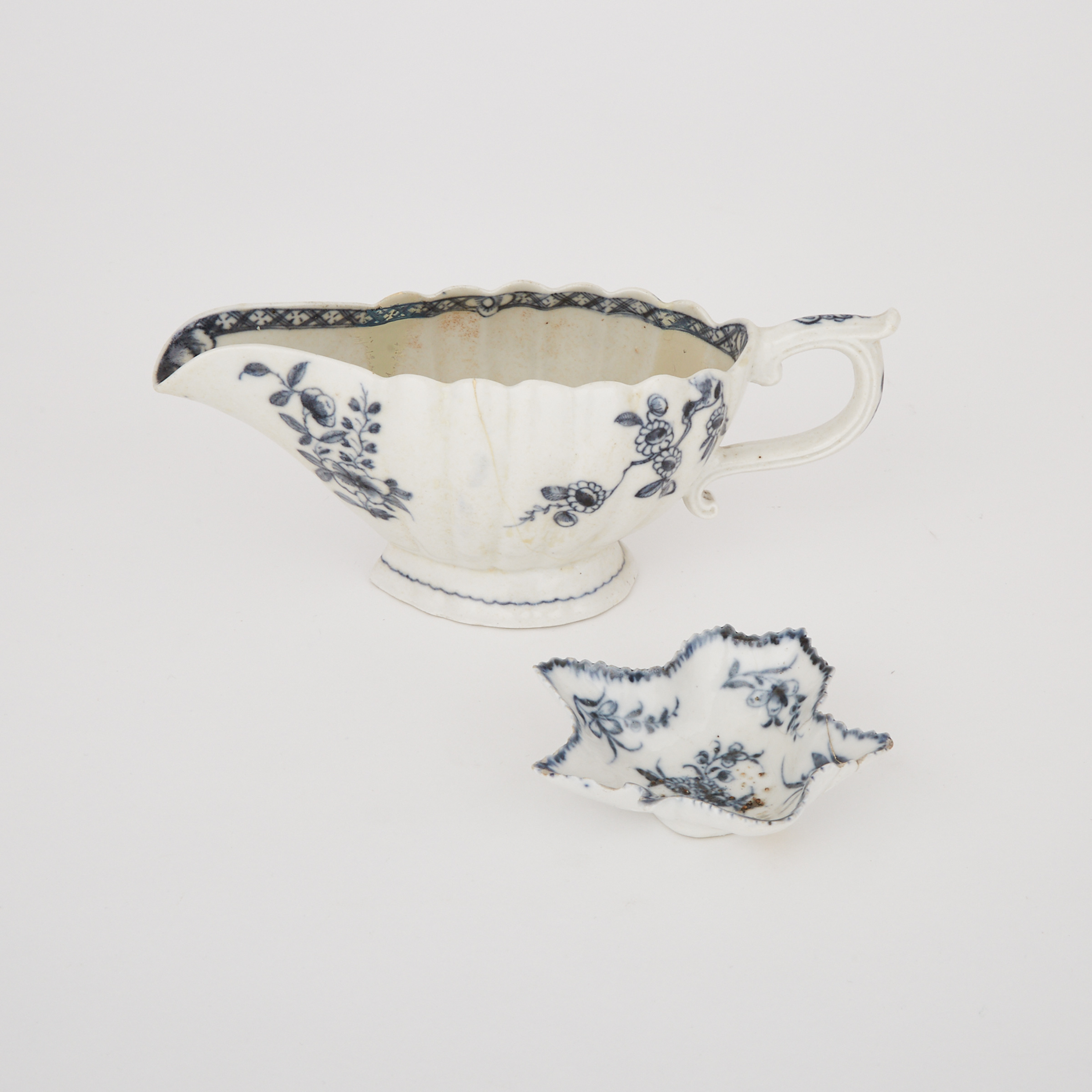 Plymouth Blue Painted Sauce Boat and Pickle Leaf Dish, c.1768-70