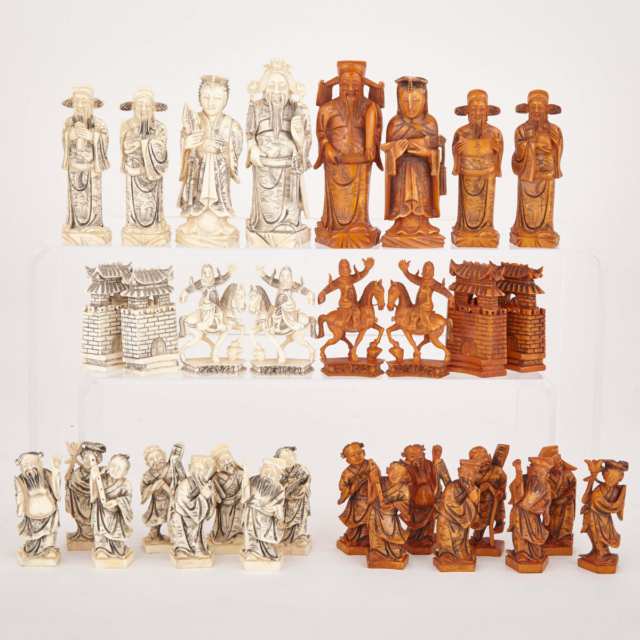 A Chinese Export Ivory Chess Set, Early 20th Century 