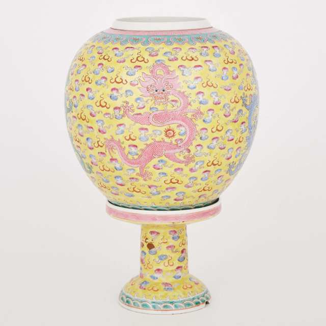 An Eggshell Famille Rose Lantern and Stand, 19th/20th Century