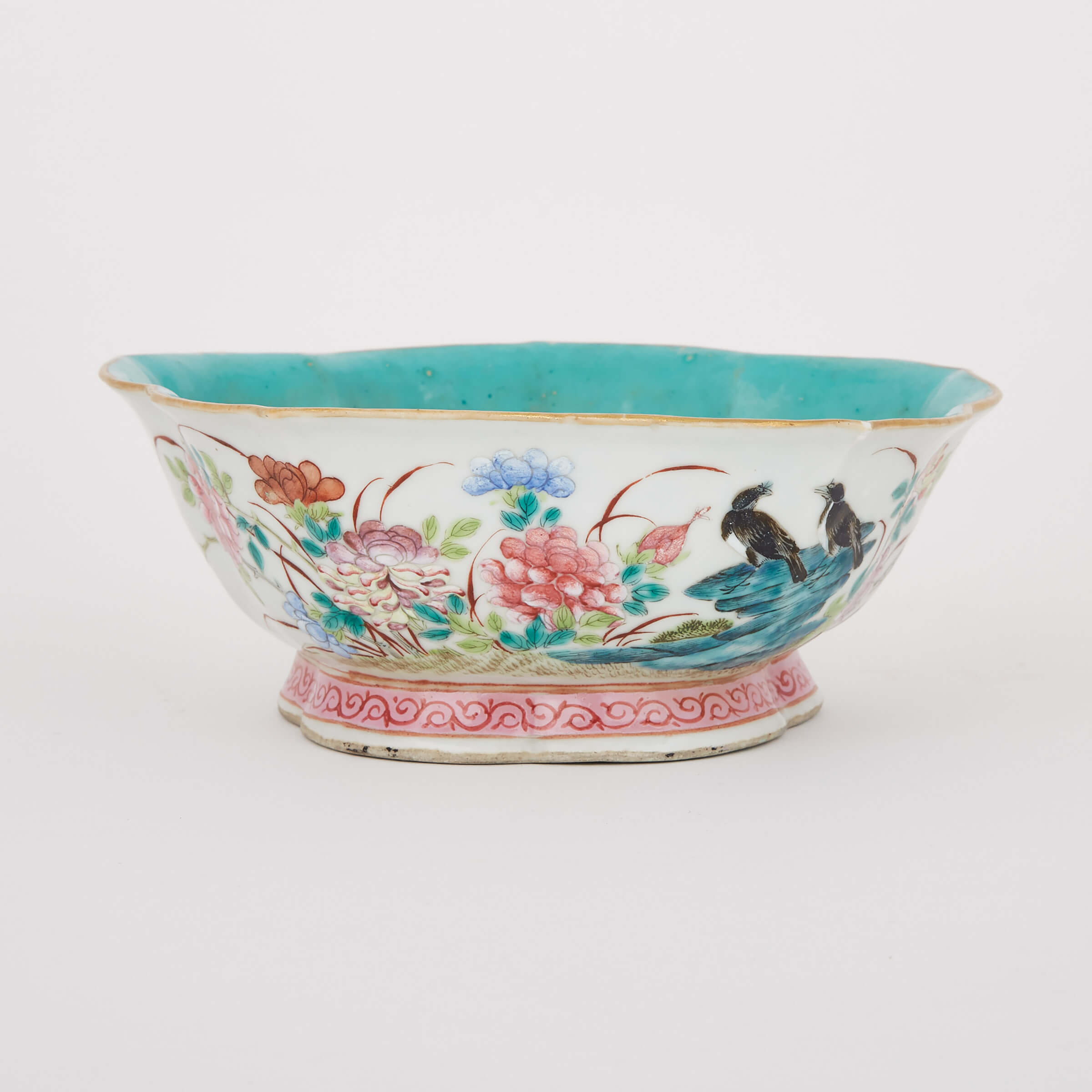 A Famille Rose Lobed Bowl, Tongzhi Mark and Period