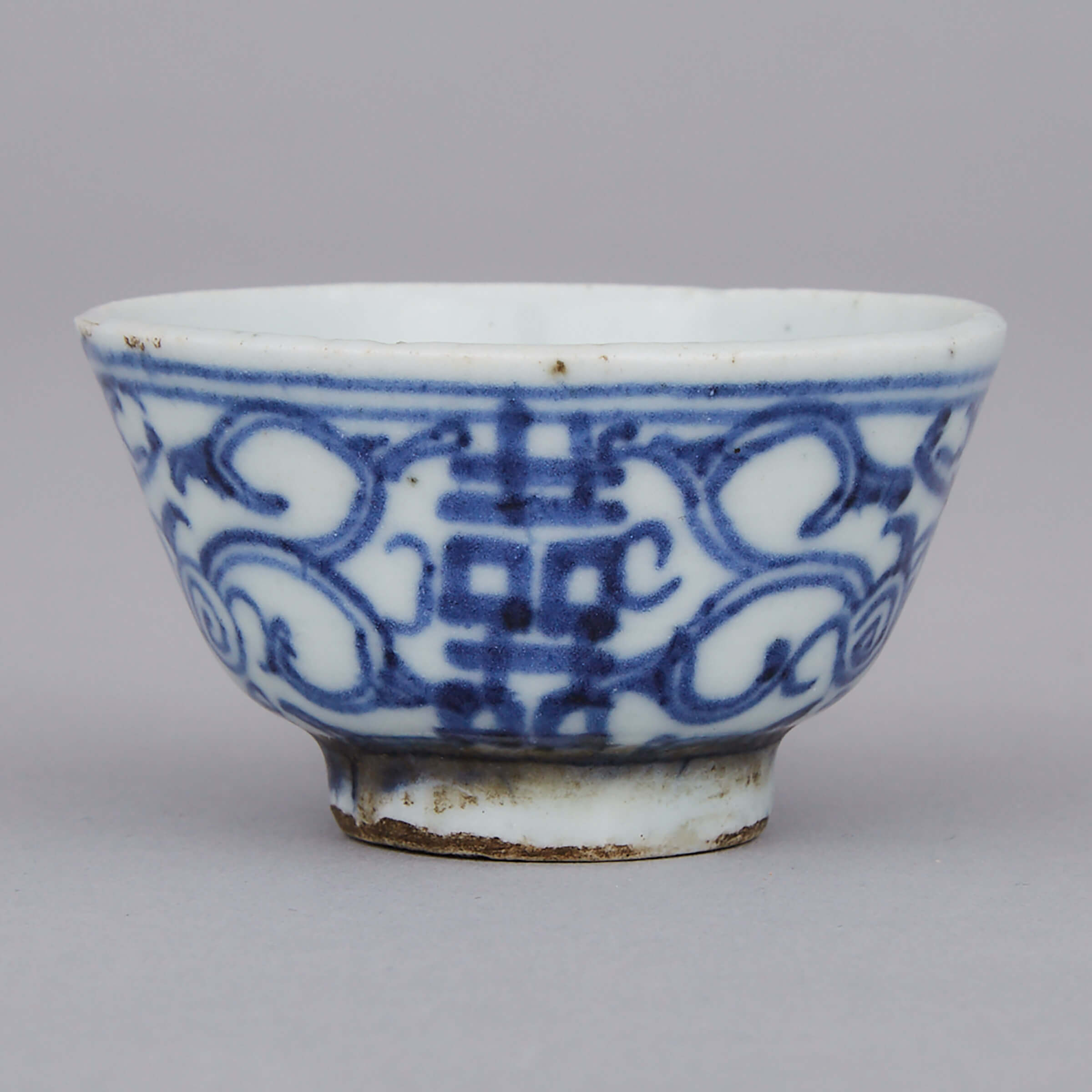 A Chinese Export Blue and White Wine Cup, 19th Century