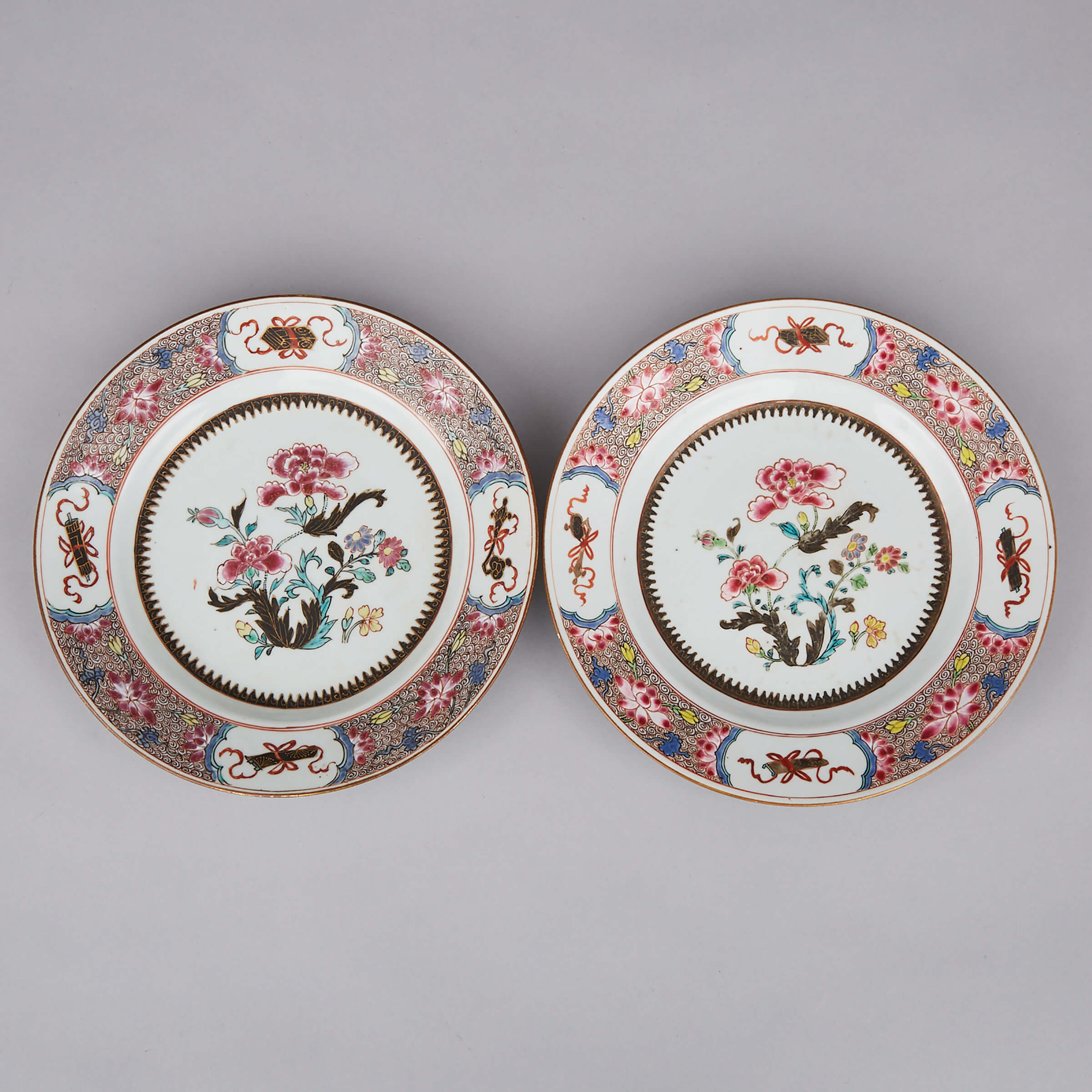 A Pair of Famille Rose Export Plates, Yongzheng Period, 18th Century