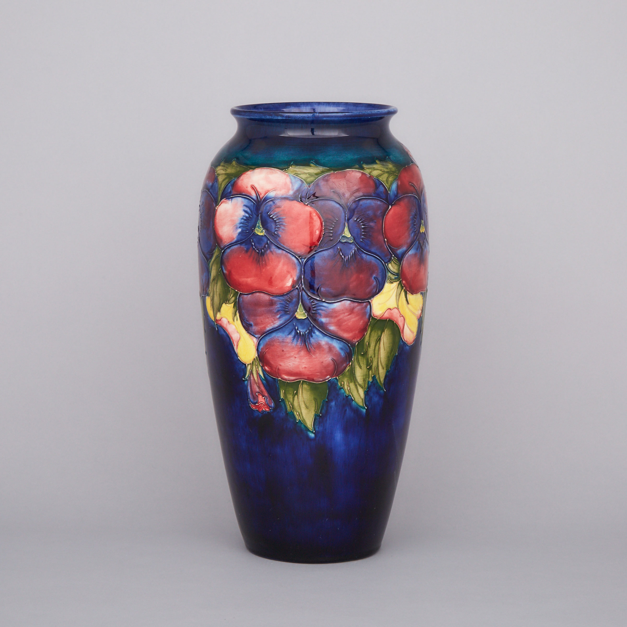 Large Moorcroft Pansy Vase, c.1945-49