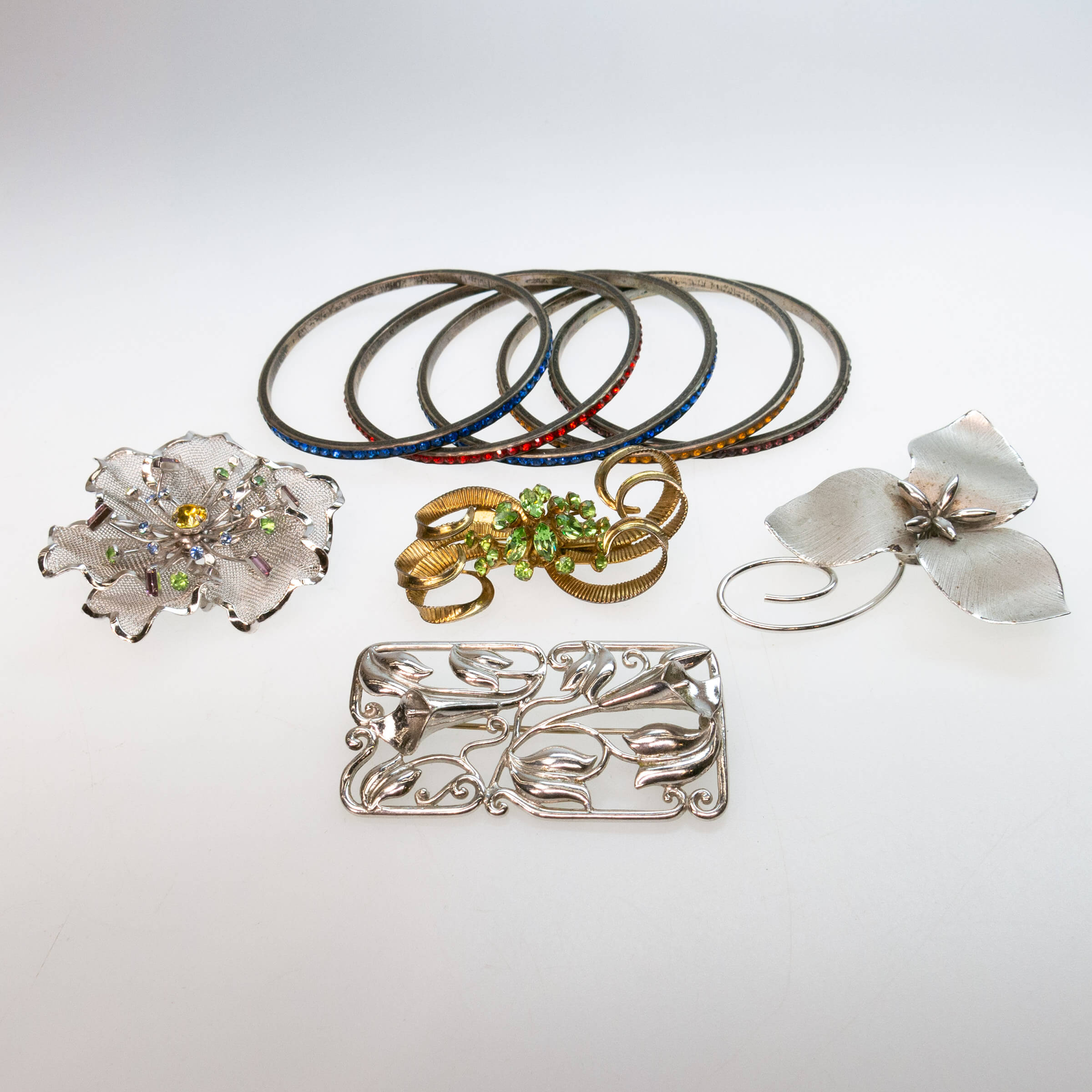 Small Quantity Of Sterling Silver Jewellery